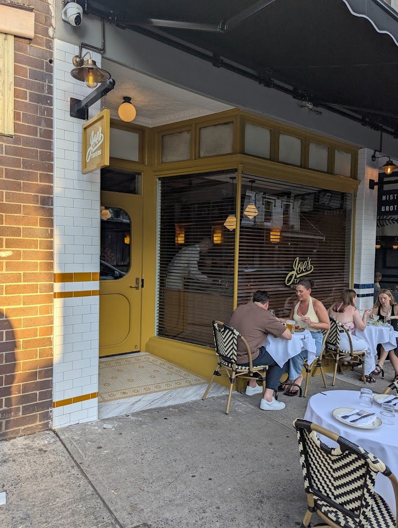 Joe's Tavern, Restaurant & Bar photo 5