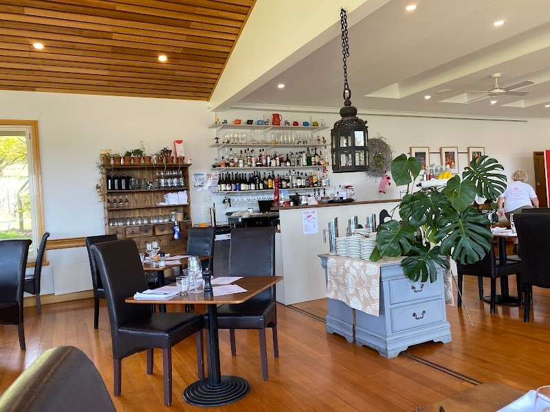 The Ducks Bar and Restaurant photo 6