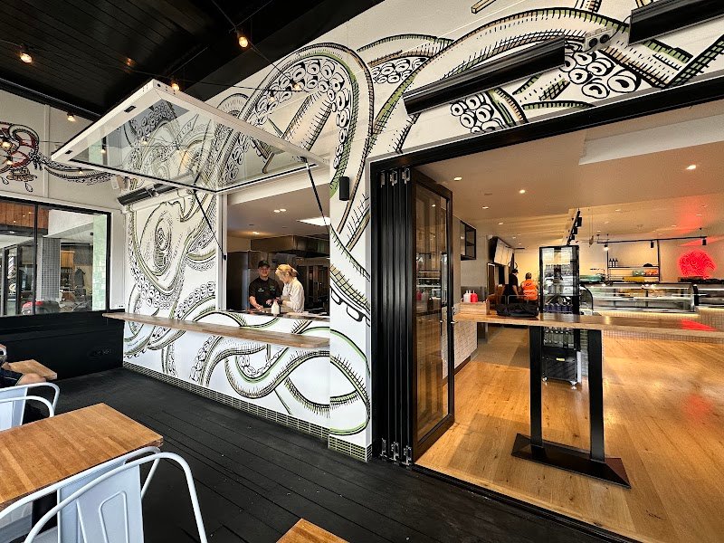 Fatbuoy Lobster Fish Market photo 7