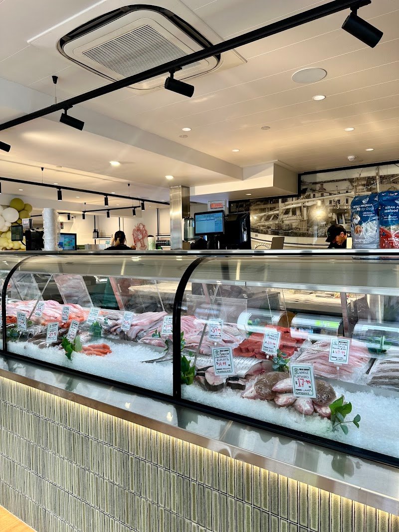 Fatbuoy Lobster Fish Market photo 2