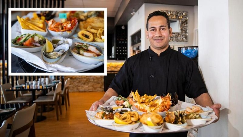 TheCray Seafood & Grill Restaurant, Belmont photo 3