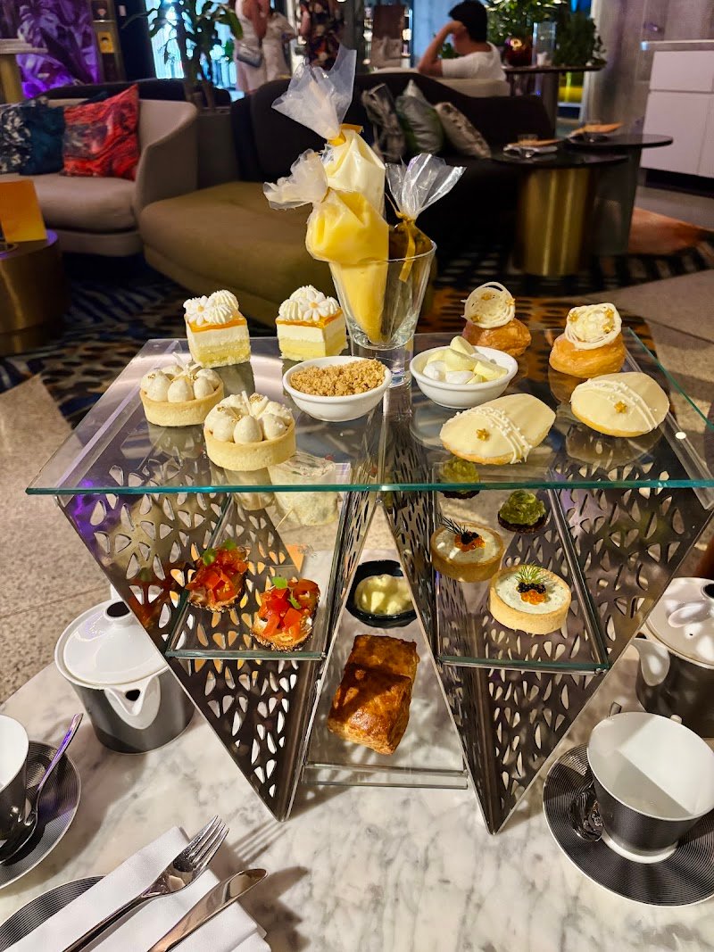 Living Room Bar photo 5