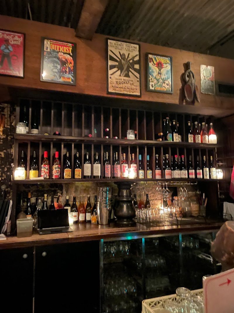 Earl's Juke Joint photo 10