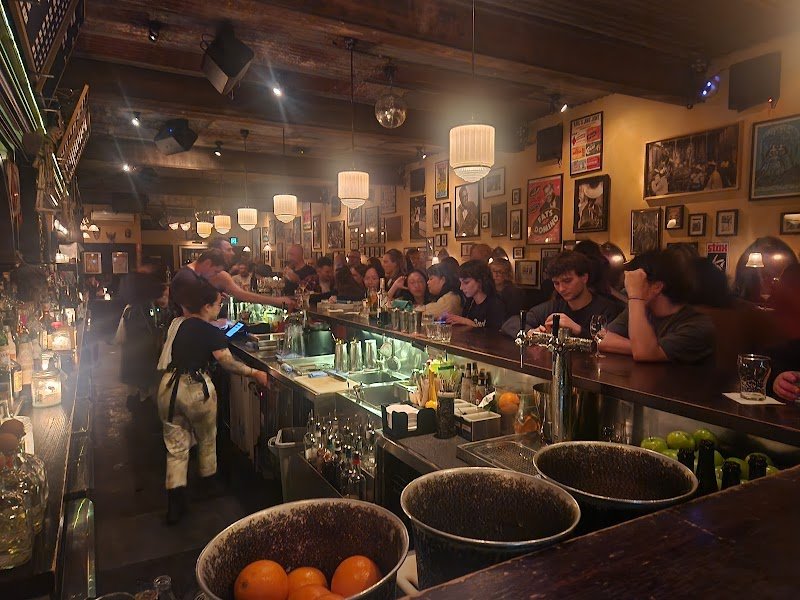 Earl's Juke Joint photo 3