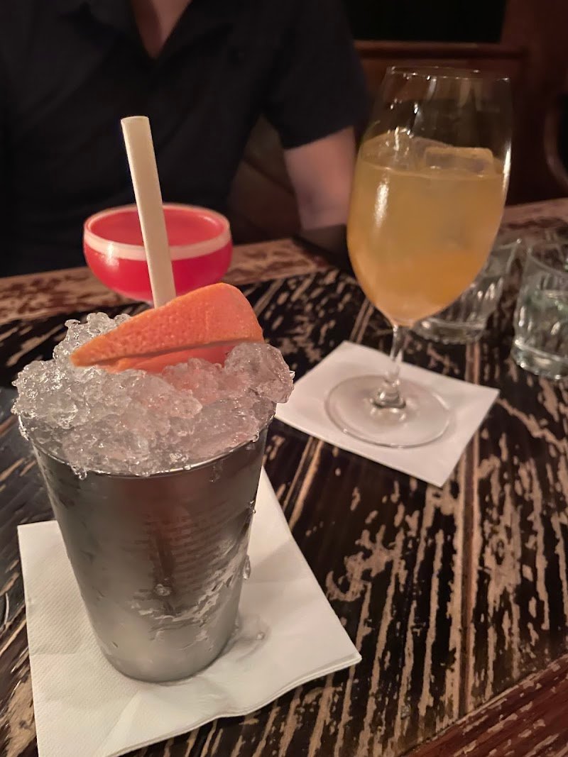 Earl's Juke Joint photo 5